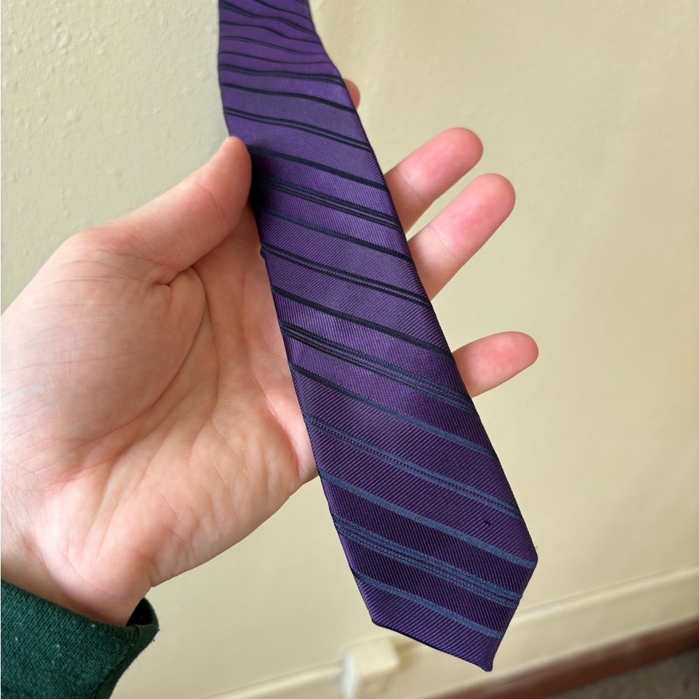 Calvin Knein Purple Striped Skinny Tie